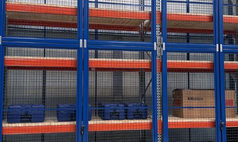Tamper proof pallet racking cage