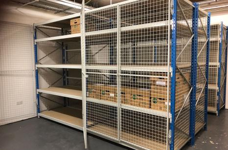 Caged longspan shelving for archive box storage